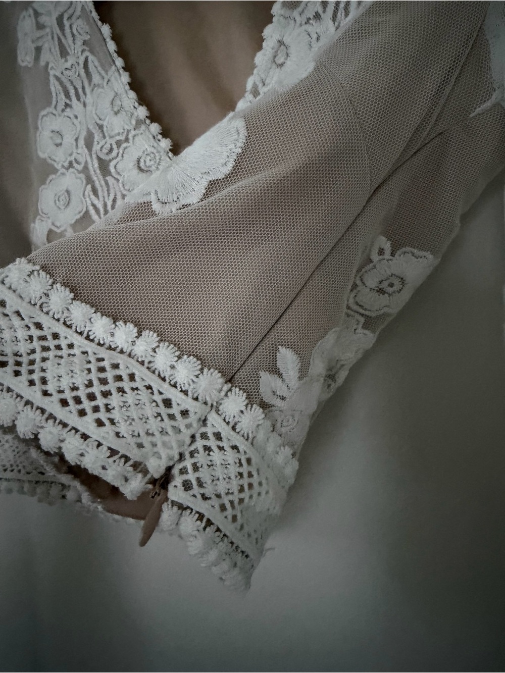Altar'd State Sheer Lace Set Maxi Skirt + Top Sz M Senior Photos Date Night - Picture 4 of 5